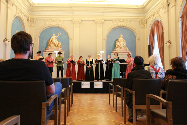 Rosa Coeli - M&aacute;jov&eacute; časy