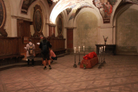 Noc&iacute; ke hvězd&aacute;m / Z tepelsk&eacute;ho kl&aacute;&scaron;tera do vesm&iacute;ru